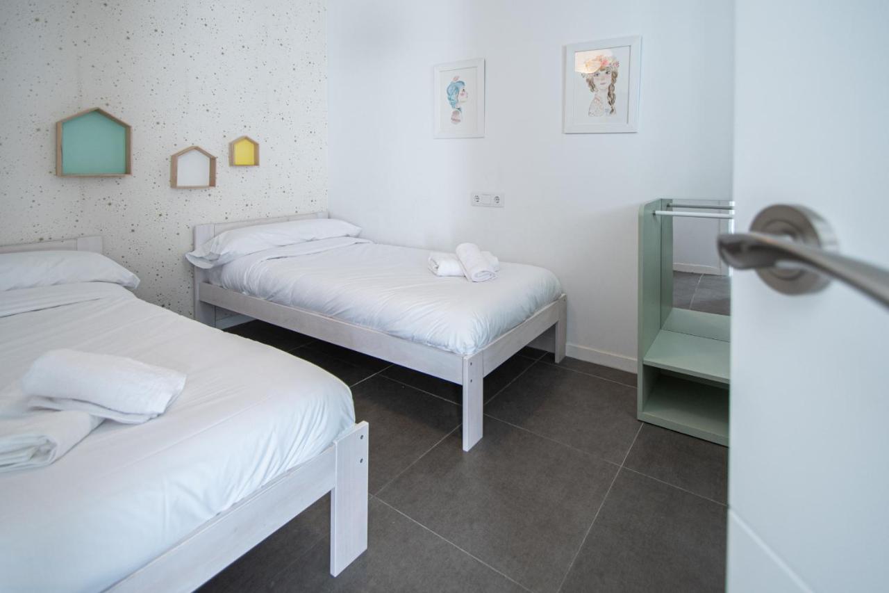 Apartamento Los Claveles - La Caleta Apartment Cadiz Exterior photo